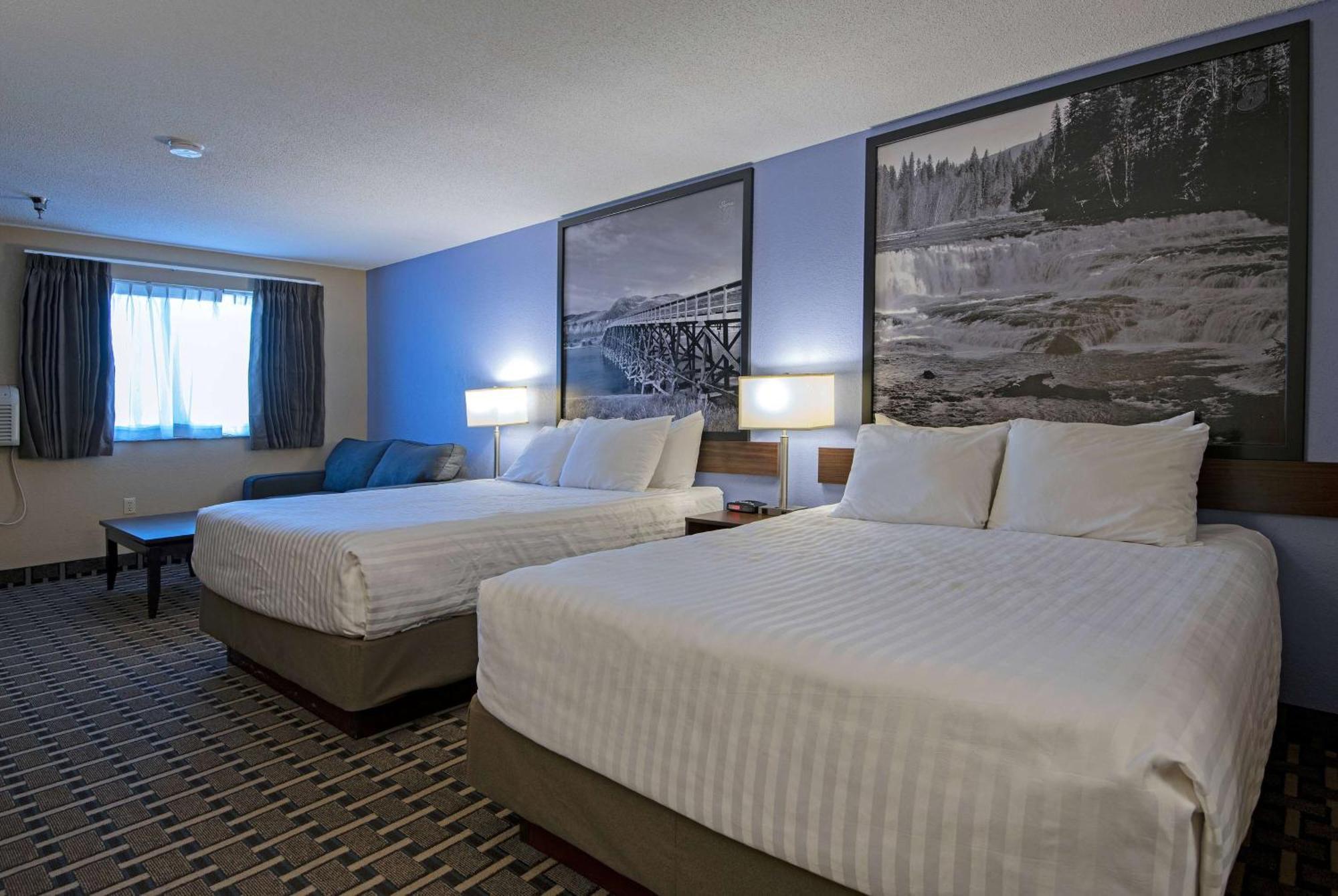 Super 8 By Wyndham Kamloops On The Hill Hotel Екстериор снимка